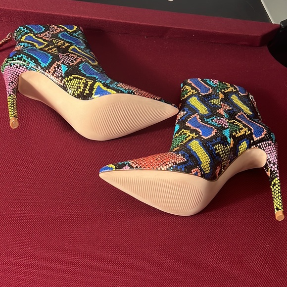 Steve Madden Multi-Color Shoe Boots - Picture 3 of 7